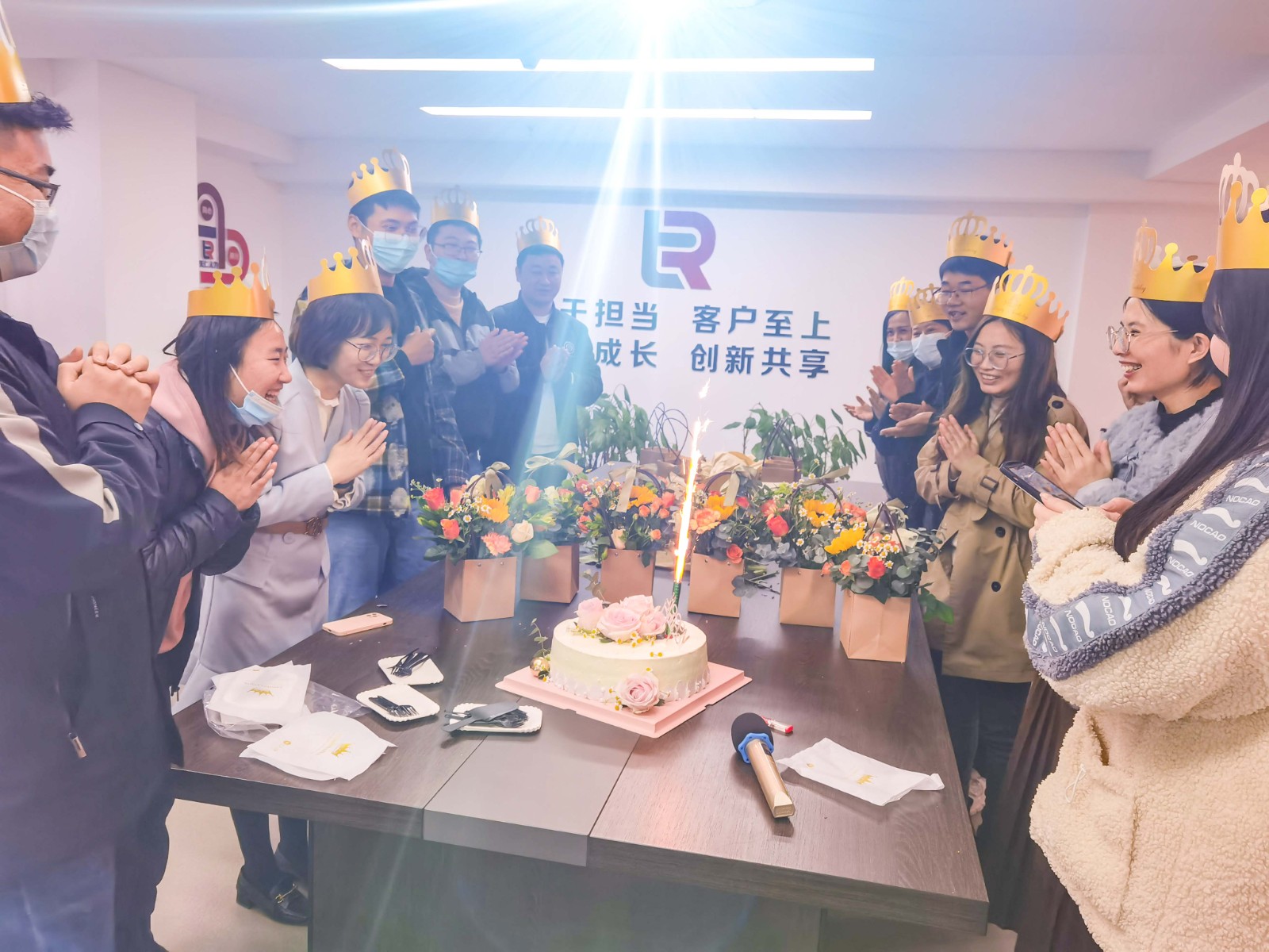 1649344896562879.jpg 1649344896562879.jpg